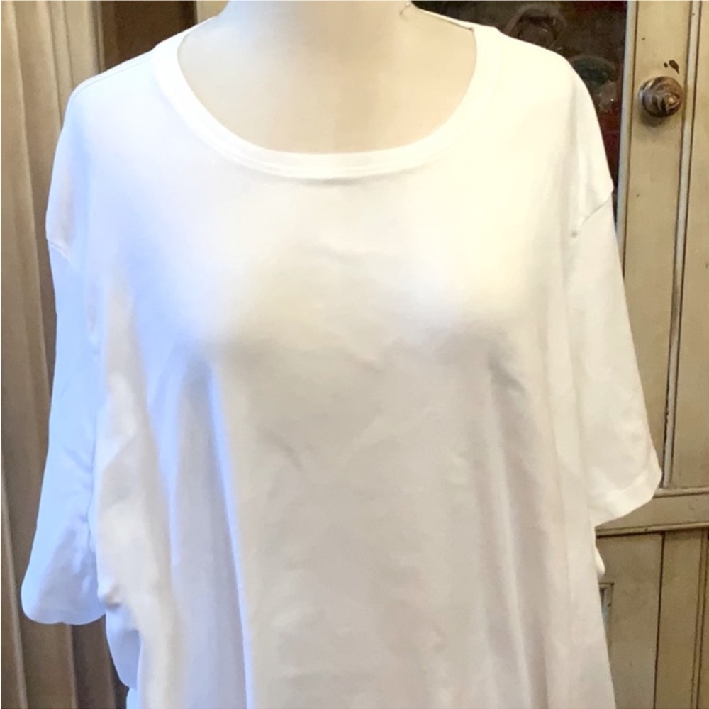 3X T-shirt and large jeans